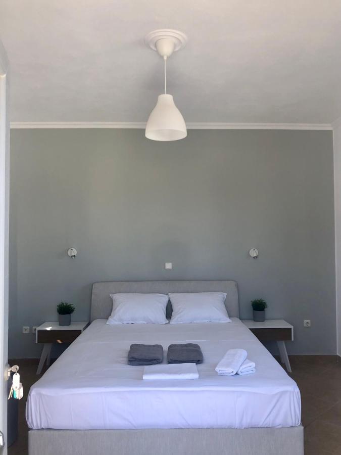 Amaryllis Suites Santorini 费拉 外观 照片