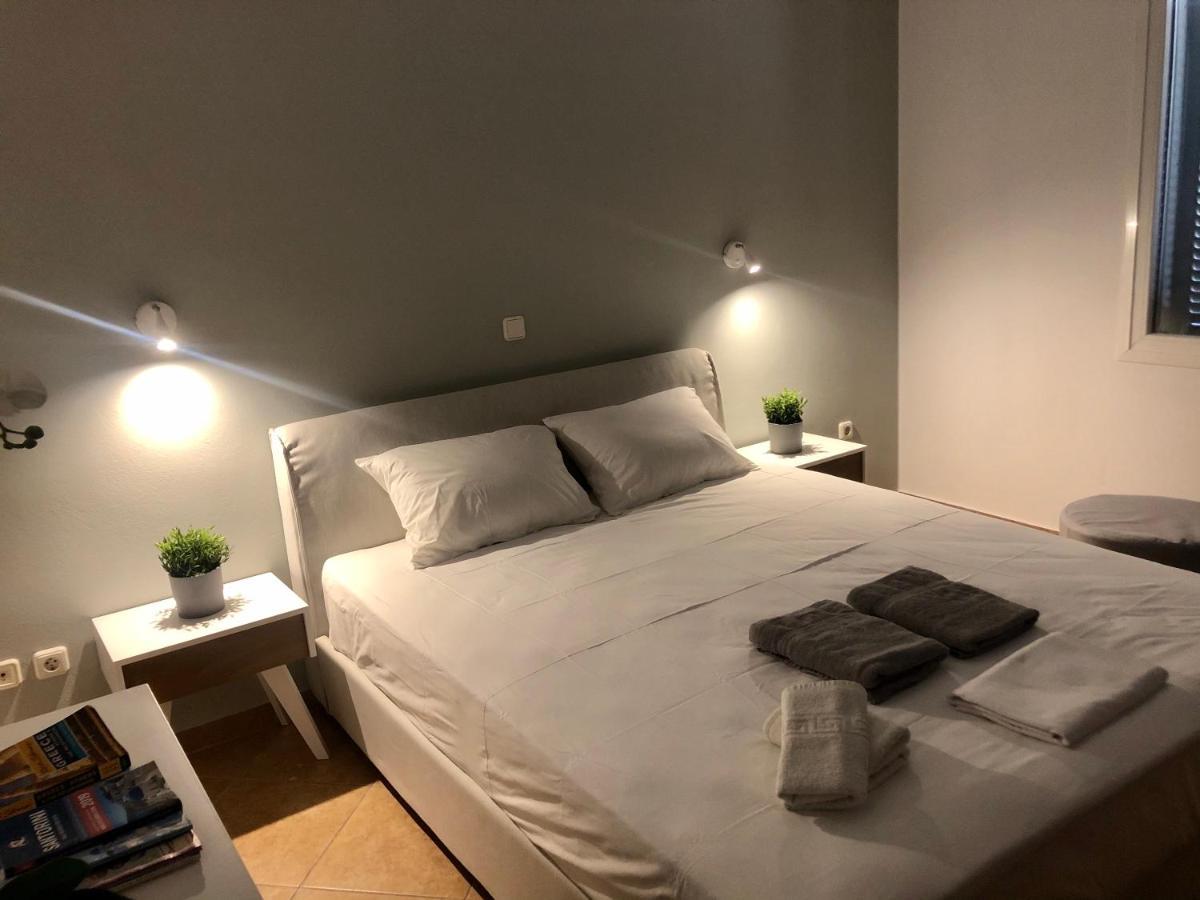 Amaryllis Suites Santorini 费拉 外观 照片
