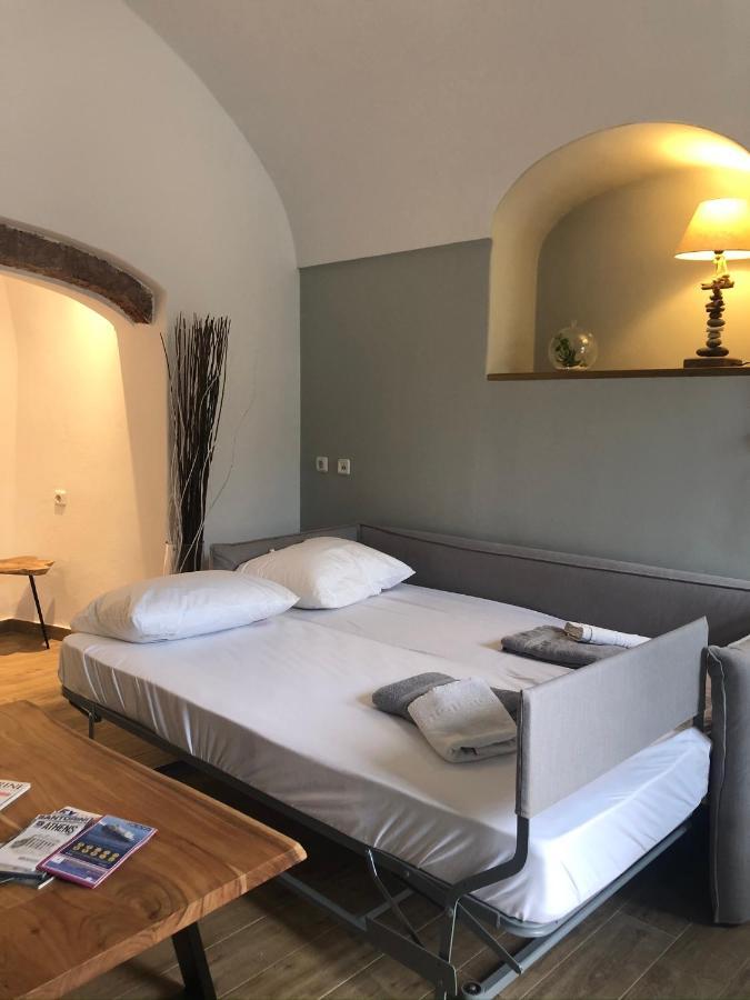 Amaryllis Suites Santorini 费拉 外观 照片