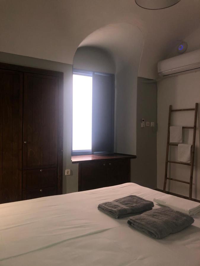Amaryllis Suites Santorini 费拉 外观 照片