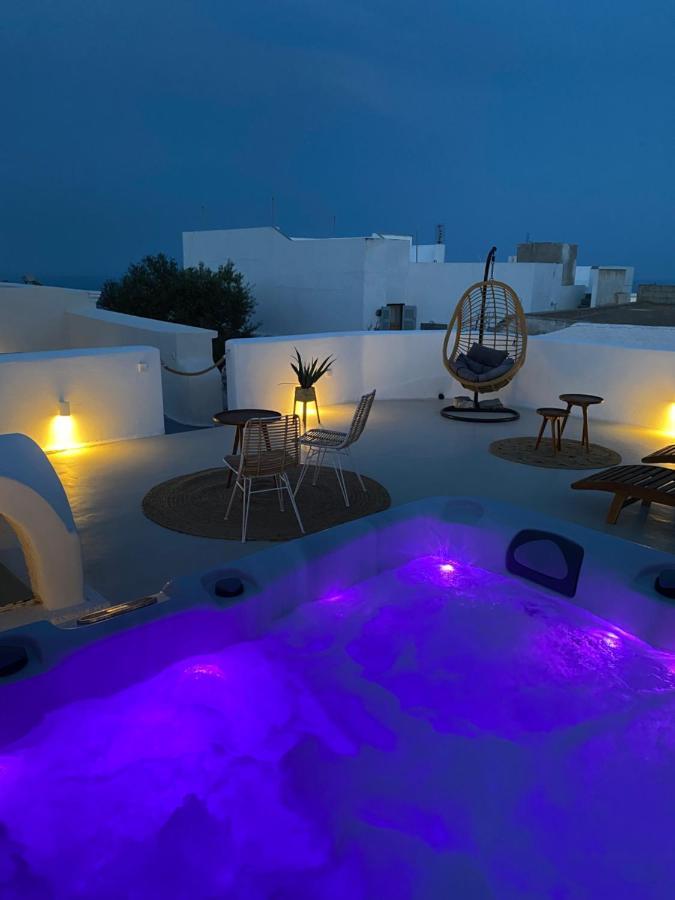 Amaryllis Suites Santorini 费拉 外观 照片