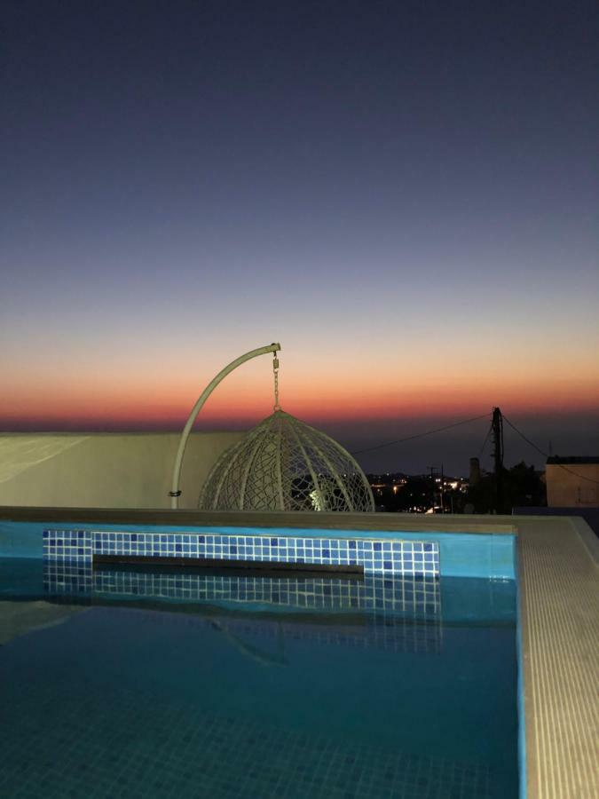 Amaryllis Suites Santorini 费拉 外观 照片